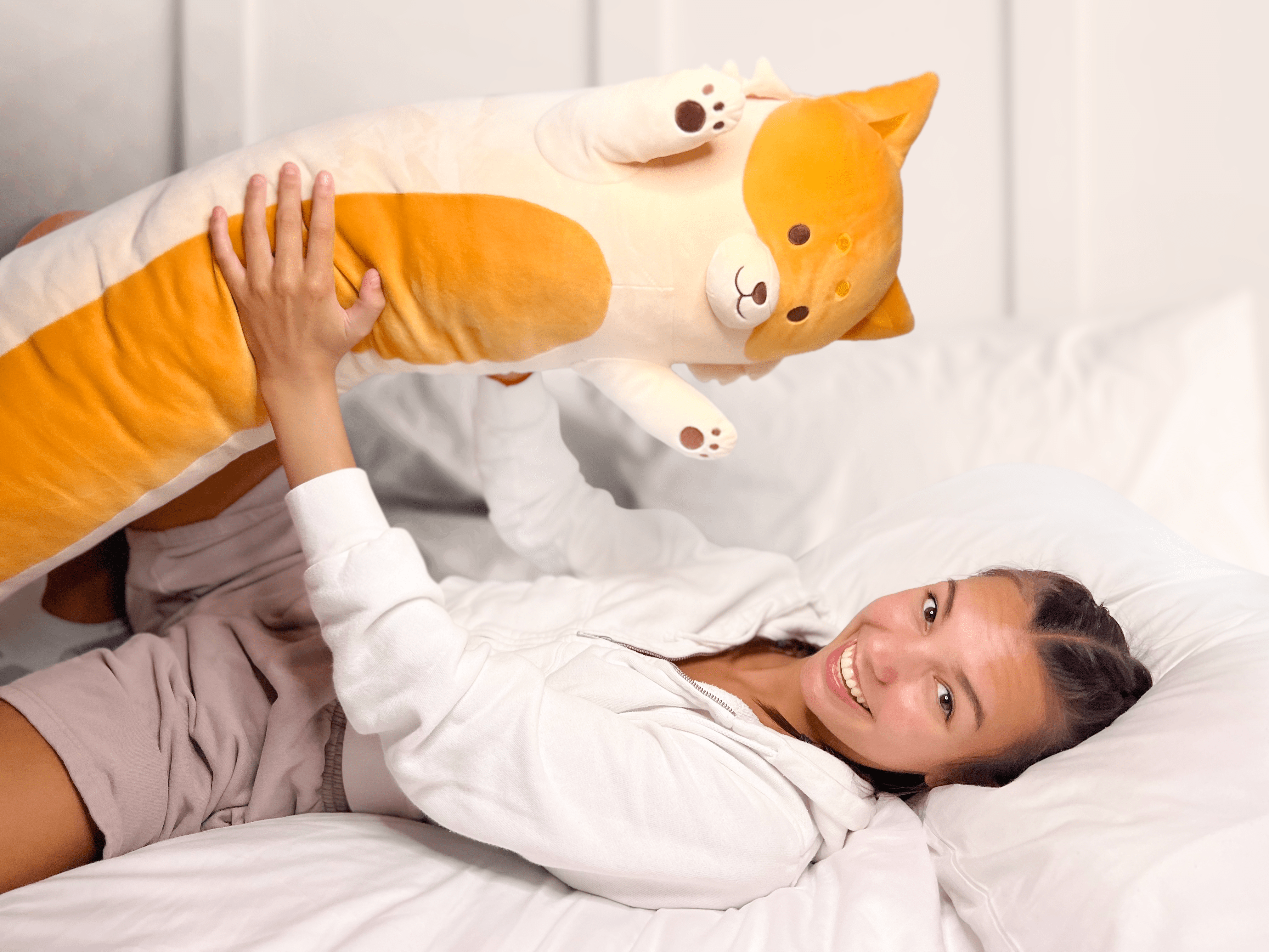 Cojín de peluche Cuddle Paws® Fox